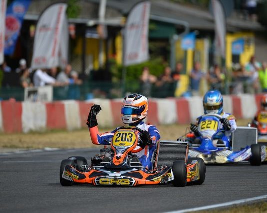 CRG CON TRE PILOTI IN TESTA NEL DKM IN KZ2
